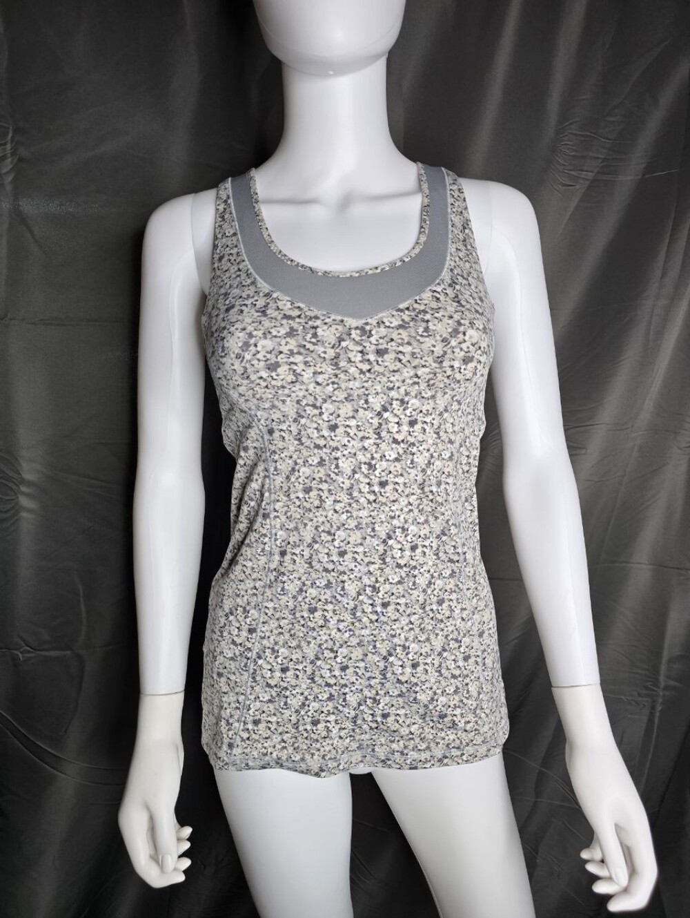 Lululemon Grey Tank Top Size 4